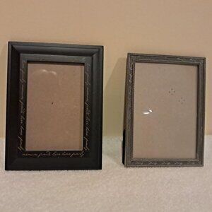 2 Decorative Picture Frames